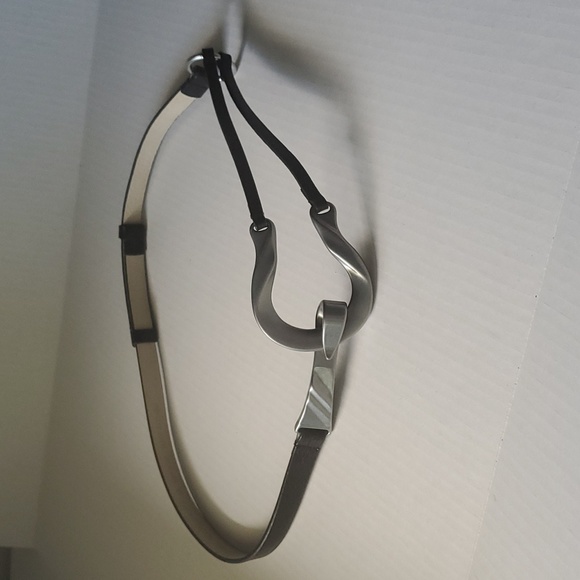 Chico's Belt Black Genuine Leather Slide Adjustable Silver Tone Hook Buckle S/M - Picture 1 of 9